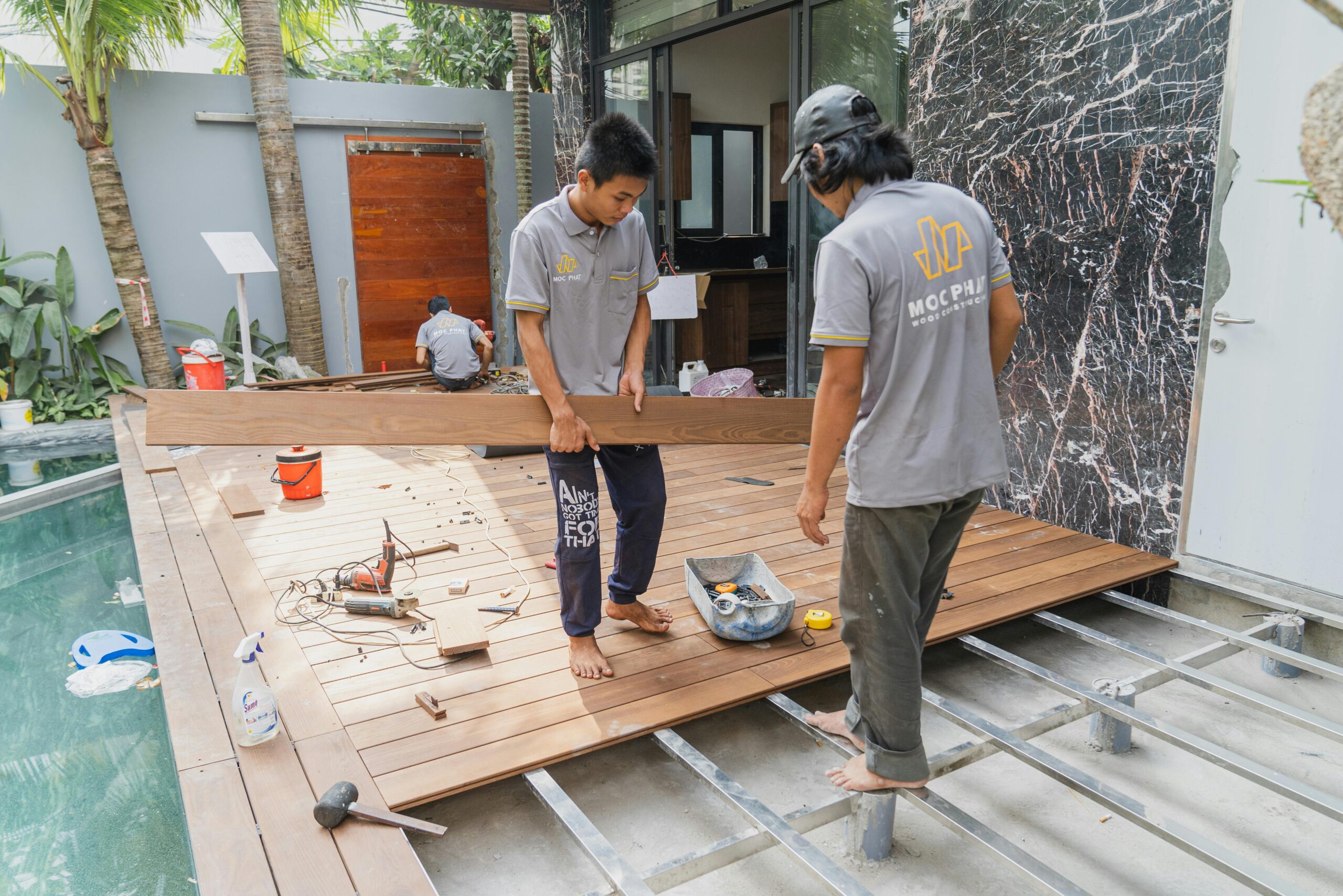 How Much Labor Costs To Construct A Building 1 pexels cong ty cp thi cong m c phat 2533691 4135926 scaled